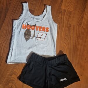 Hooters uniform set top small and shorts xs